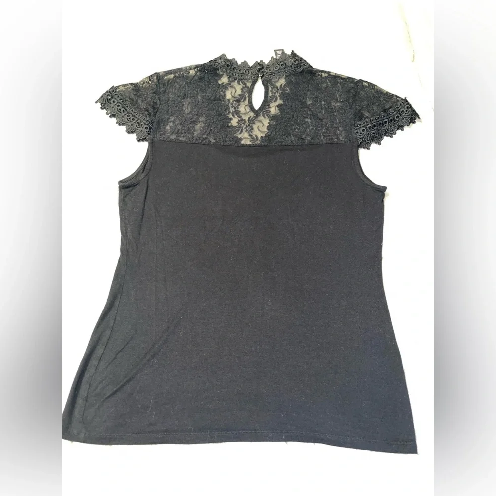 Blouse - Picture 2 of 4
